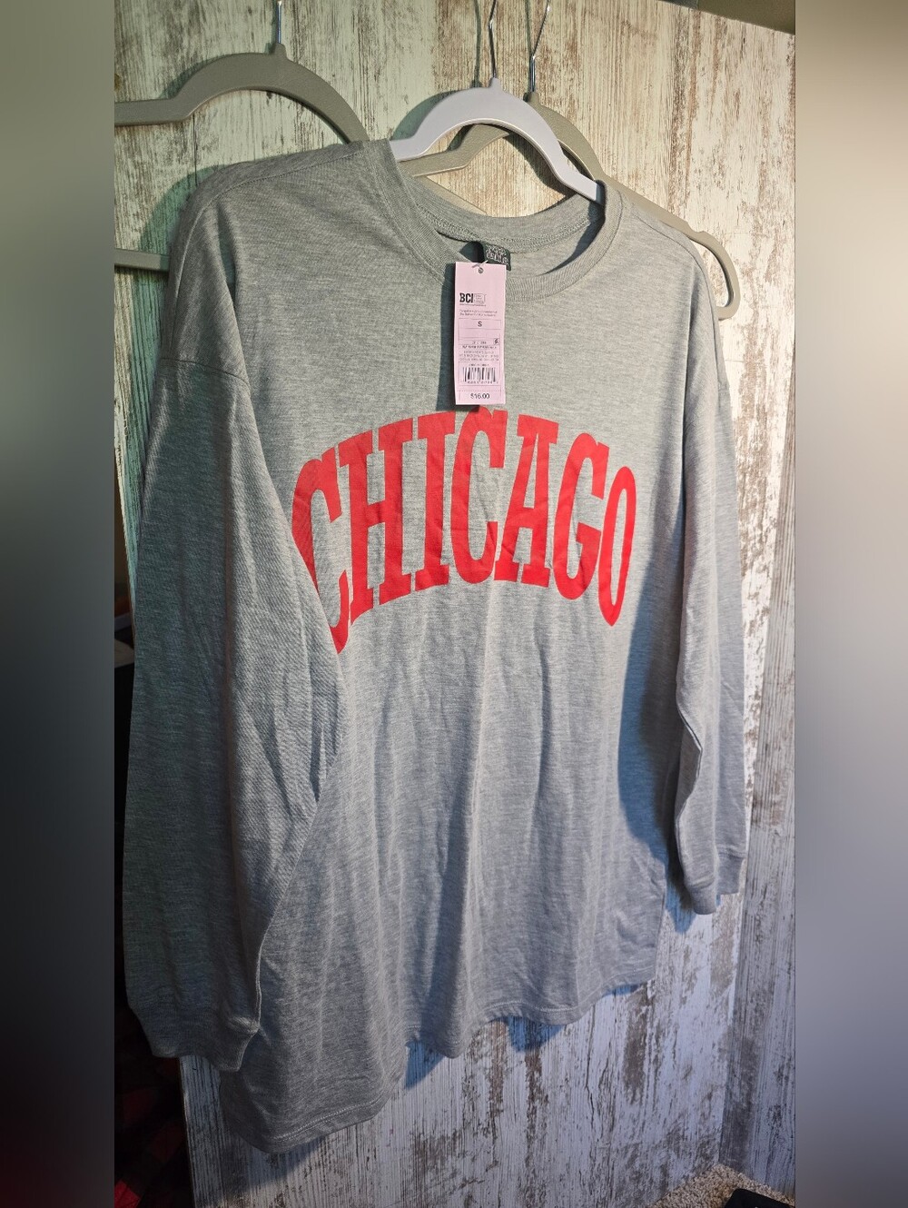 NWT Chicago Graphic Long Sleeve Wild Fable Size Small Unisex Oversize Women